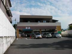 ７－１１
